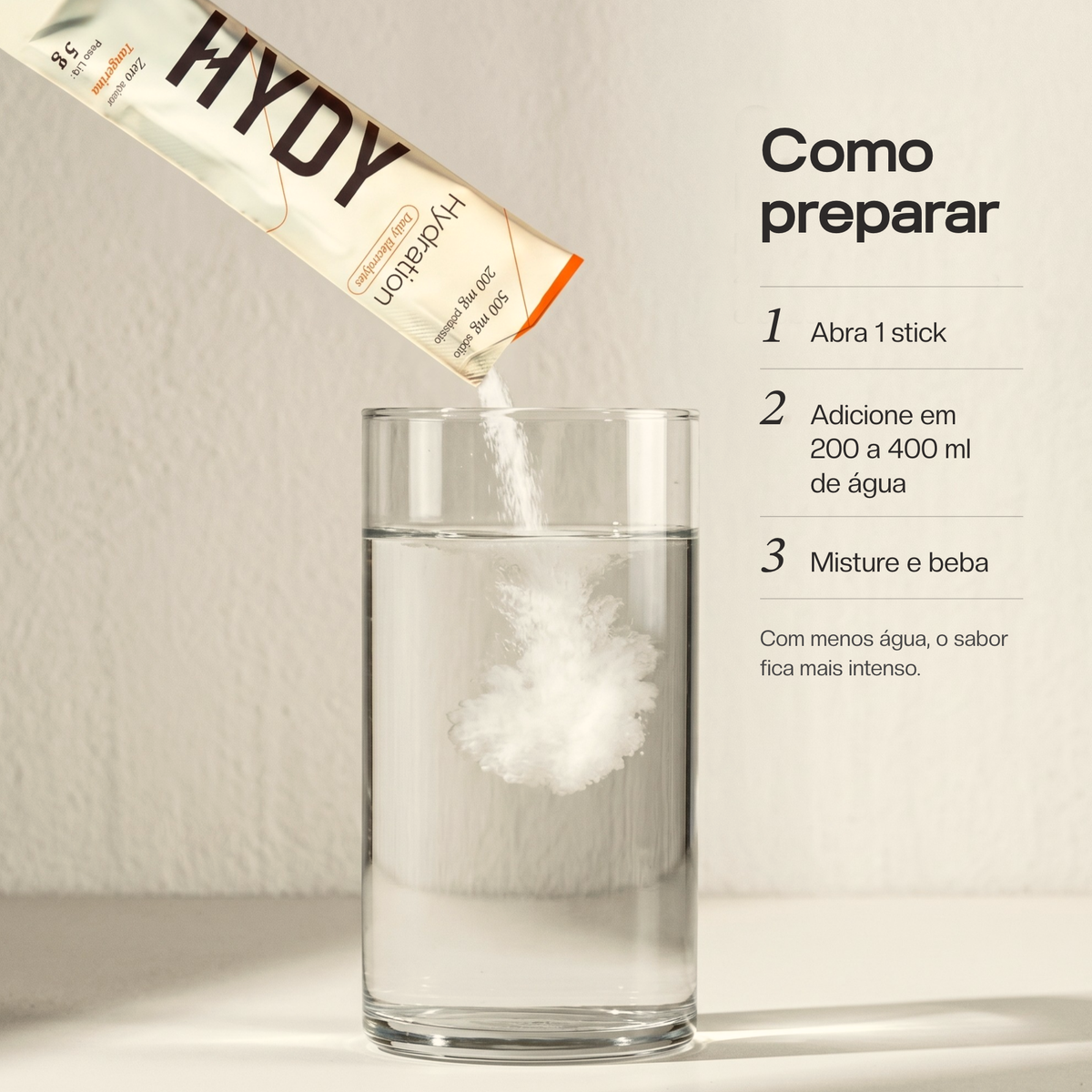 Como preparar: abra 1 stick, adicione em 200 a 400 ml de água, misture e beba. Com menos água, o sabor fica mais intenso.